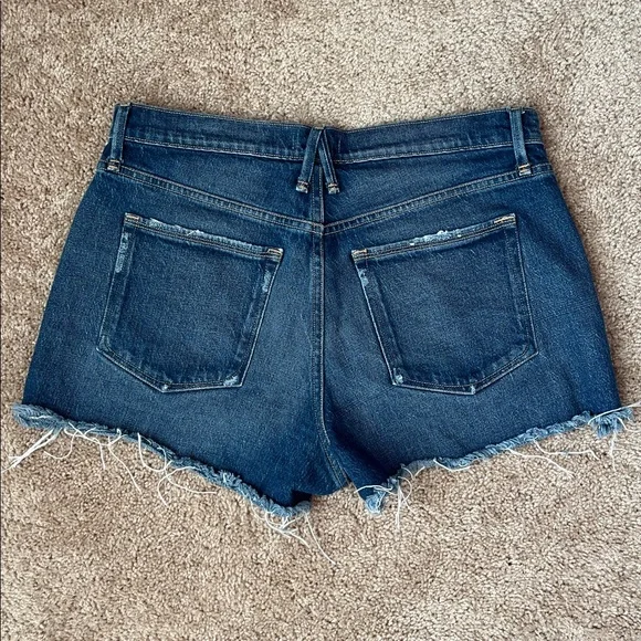 Good American Denim Shorts - Picture 4 of 6